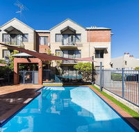 Hay St - Subi - Accommodation QLD