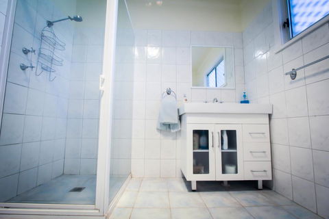 Heather's Mica Cottage - Accommodation QLD 2