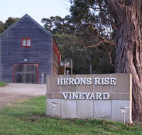 Herons Rise Vineyard Accommodation - Accommodation QLD