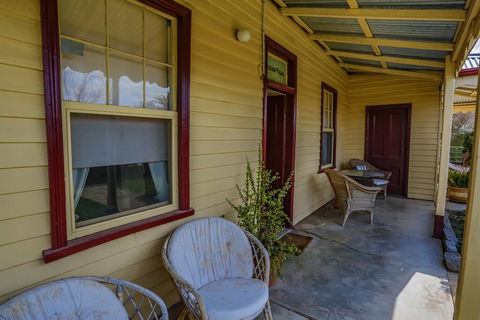 Herrins Lane Cottage - Accommodation QLD 3