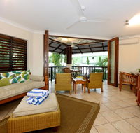 Hibiscus Hideaway - Accommodation QLD