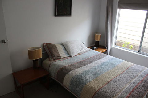 Hidden Oasis Pet Friendly In Anna Bay - Accommodation QLD 2