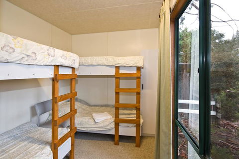 Hidden Valley Cabins - Accommodation QLD 3