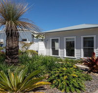 Hideaway at Culburra - guest house with plunge pool - Accommodation QLD