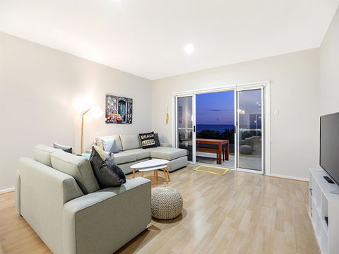 High Tide - Wallaroo Beachfront Property - Pet-Friendly - Accommodation QLD 3