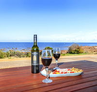 High Tide - Wallaroo Beachfront Property - Pet-Friendly - Accommodation QLD