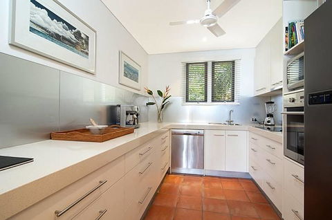Hill #5 - Accommodation QLD 3