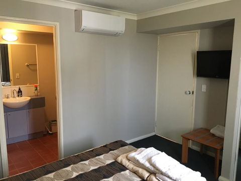 Hillarys Executive Apartment - Accommodation QLD 1