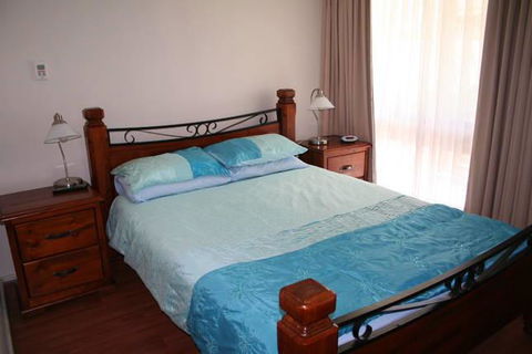 Hillarys Holiday Home - Accommodation QLD 2