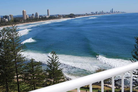 Hillhaven Holiday Apartments - Accommodation QLD 1