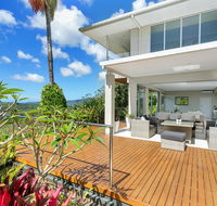 Hilltop Rainforest Retreat - Accommodation QLD
