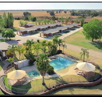 Hilltop Resort - Accommodation QLD