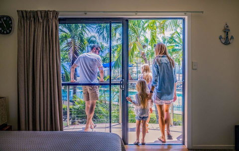 Hinchinbrook Resorts - Accommodation QLD 2