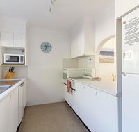 Hit The Beach - Accommodation QLD
