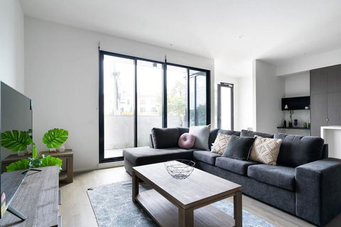 HOLIDAY HOME 3BR TOWNHOUSE With WIFI NEAR HIGHPOINT - Accommodation QLD 0