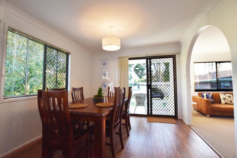 Holiday House - Accommodation QLD 0