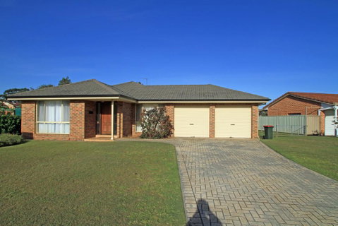 Holiday On The Water - Accommodation QLD 1