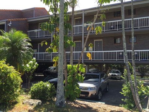 Holland Park Motel - Accommodation QLD 2