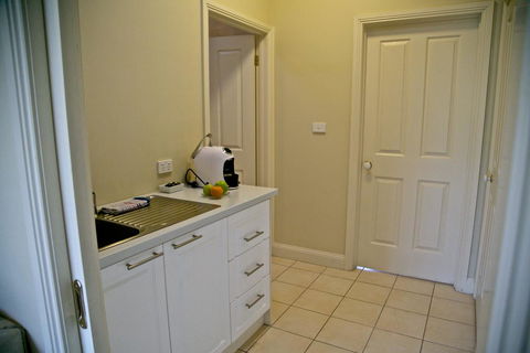Holly Lane Mews - Accommodation QLD 1