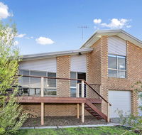 Holyhead Whites Beach 11 - Accommodation QLD