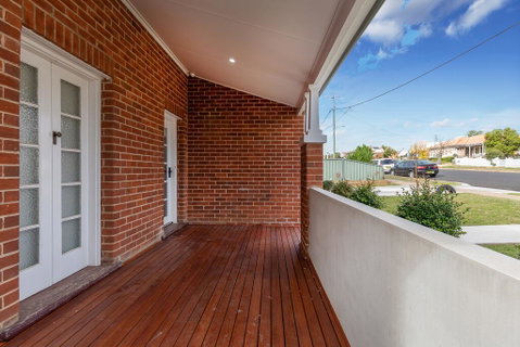 Home Away From Home - Accommodation QLD 1