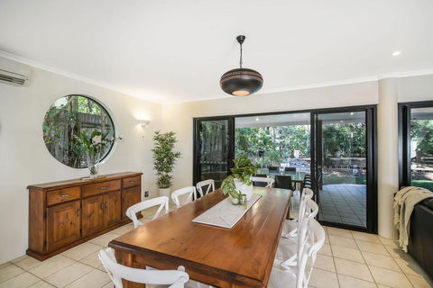 Home Away From Home, 38 Redwood Avenue, Marcus Beach, Noosa Area - Accommodation QLD 3