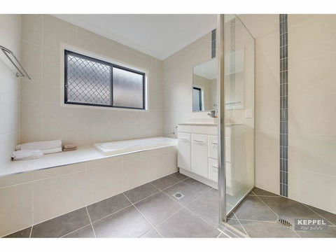 Home Sweet Home - Accommodation QLD 0
