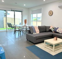Homely Getaways in New Torquay - Accommodation QLD
