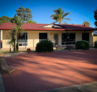 Hooterville - Accommodation QLD