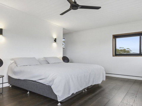 Horizons At Currarong - Architecturally Designed Beach House - Accommodation QLD 1