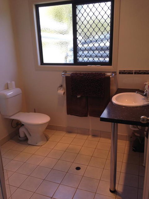 Horsepower Cabins - Accommodation QLD 2