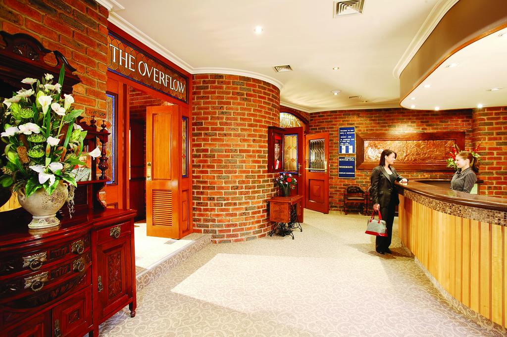 Syndal VIC Accommodation QLD