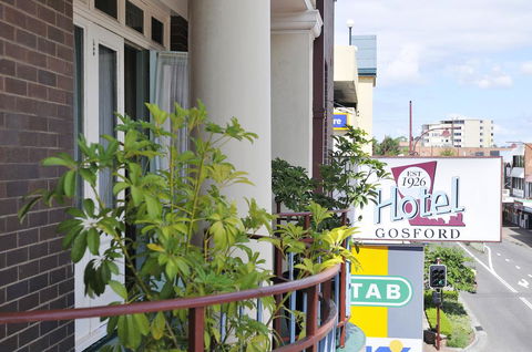 Hotel Gosford - Accommodation QLD 3