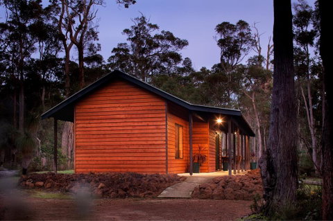 Island Brook Estate Winery And Chalets - Accommodation QLD 0