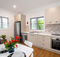 Island Cottages - Accommodation QLD