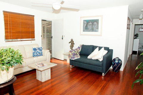 Island Getaway Bay View - Accommodation QLD 1