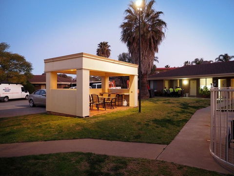 Jacaranda Holiday Units - Accommodation QLD 2