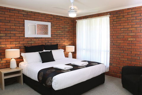 Jacaranda Holiday Units - Accommodation QLD 3