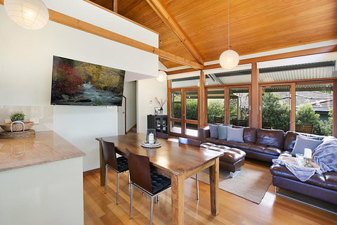 Japanese Tea House - Accommodation QLD 2