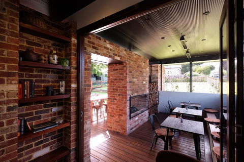 Jaspers Cabins - Accommodation QLD 2