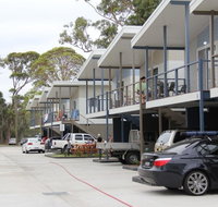 Jervis Bay Holiday Cabins - Accommodation QLD