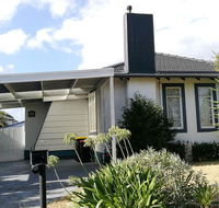 Jesson Crescent Dandenong Cozy House - Accommodation QLD