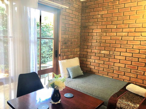 Jolly Swagman Motor Inn Euroa - Accommodation QLD 3