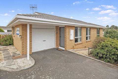Josie Villa - Beautiful West Burnie: Long Or Short Term - Accommodation QLD 1