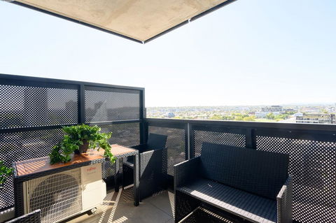 JUDD Your Stylish Richmond Abode Awaits You - Accommodation QLD 2