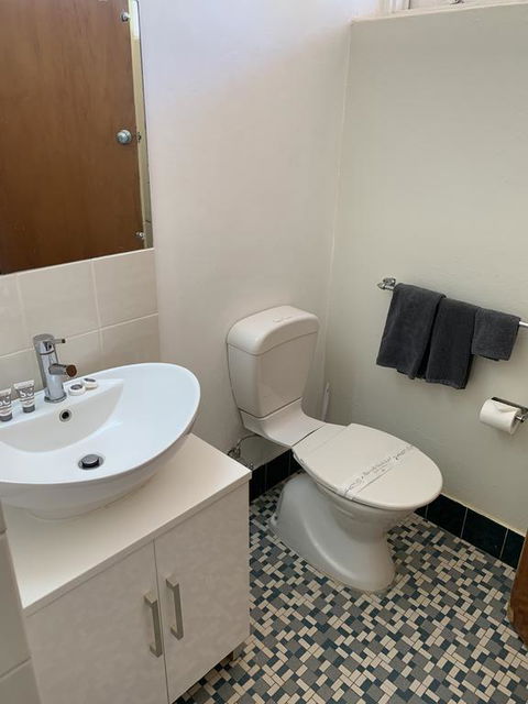 Jumbuck Motel - Accommodation QLD 1