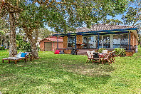 Kalimna Lakeside Living - Accommodation QLD 1