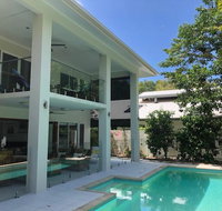 Kallista Ocean Edge Estate Palm Cove 5 min to the beach and restaurants - Accommodation QLD