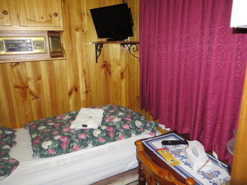 Karelia Alpine Lodge - Accommodation QLD 2