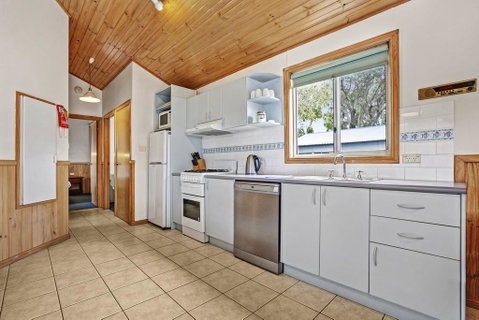 Kendalls Beach Holiday Park - Accommodation QLD 2